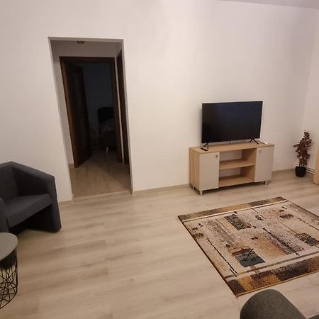 Comodo Apartment Turda Eksteriør billede
